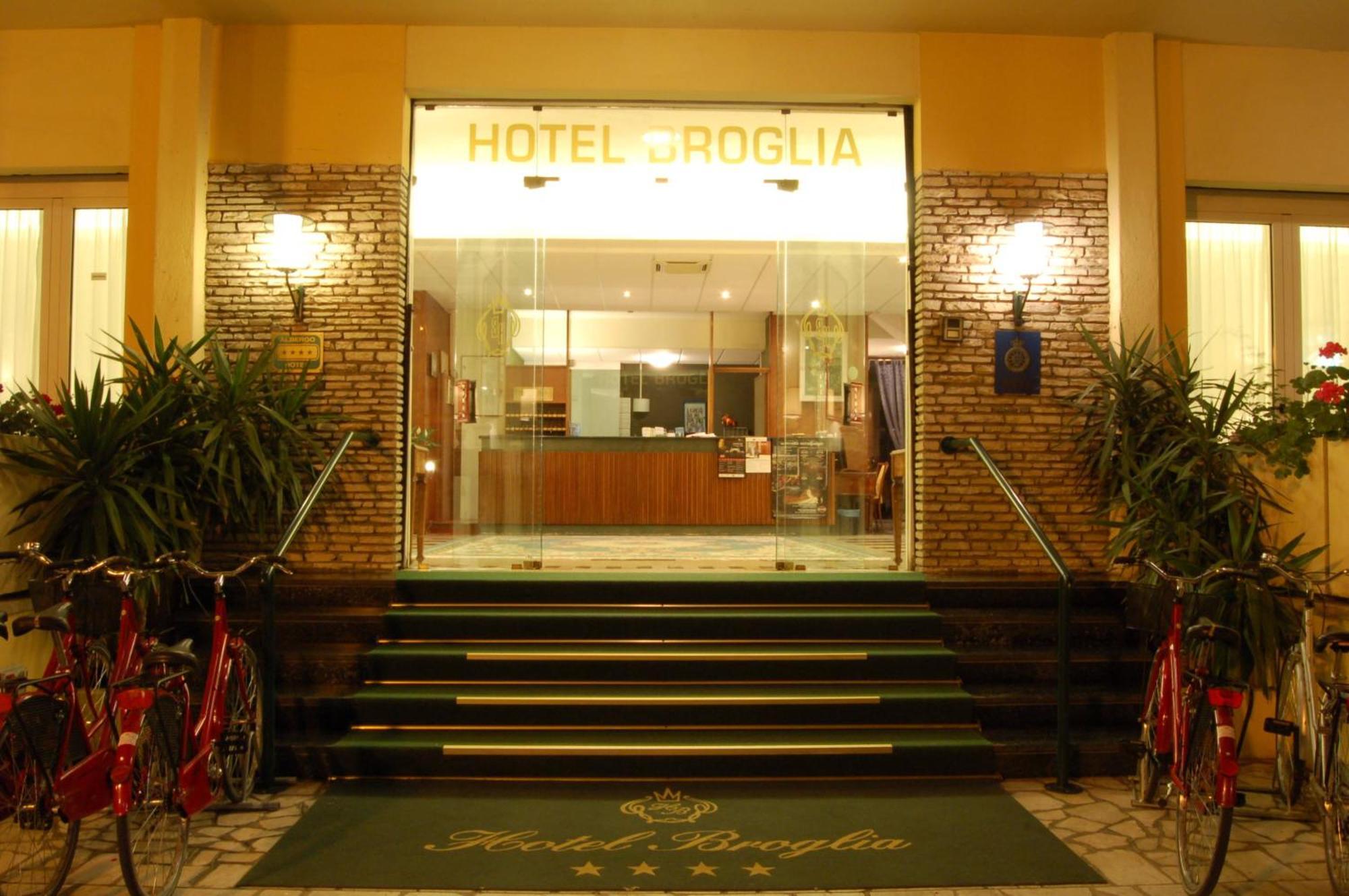 Hotel Broglia 4*