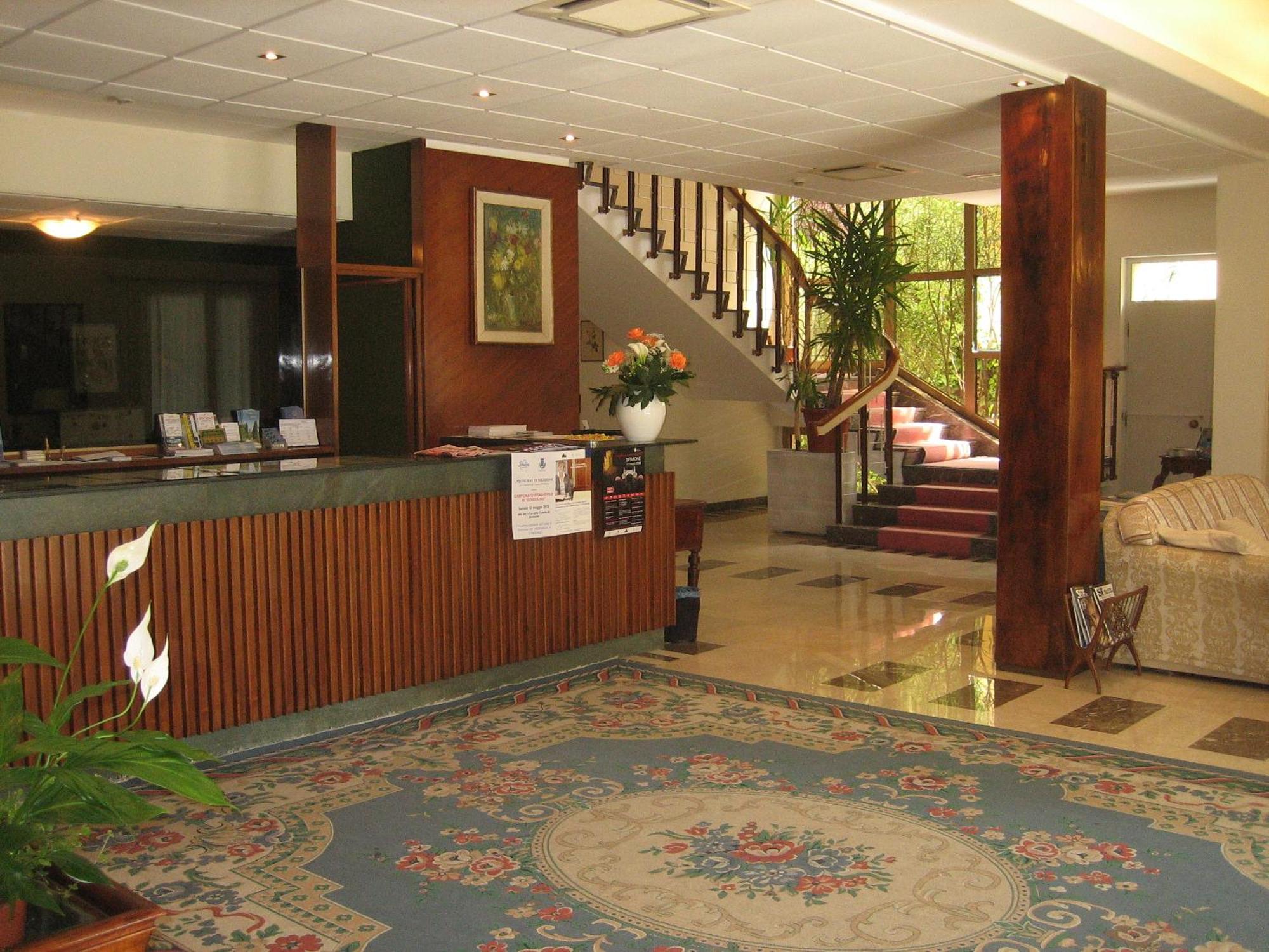 Hotel Broglia