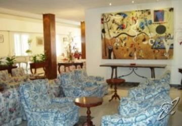 Broglia Hotel