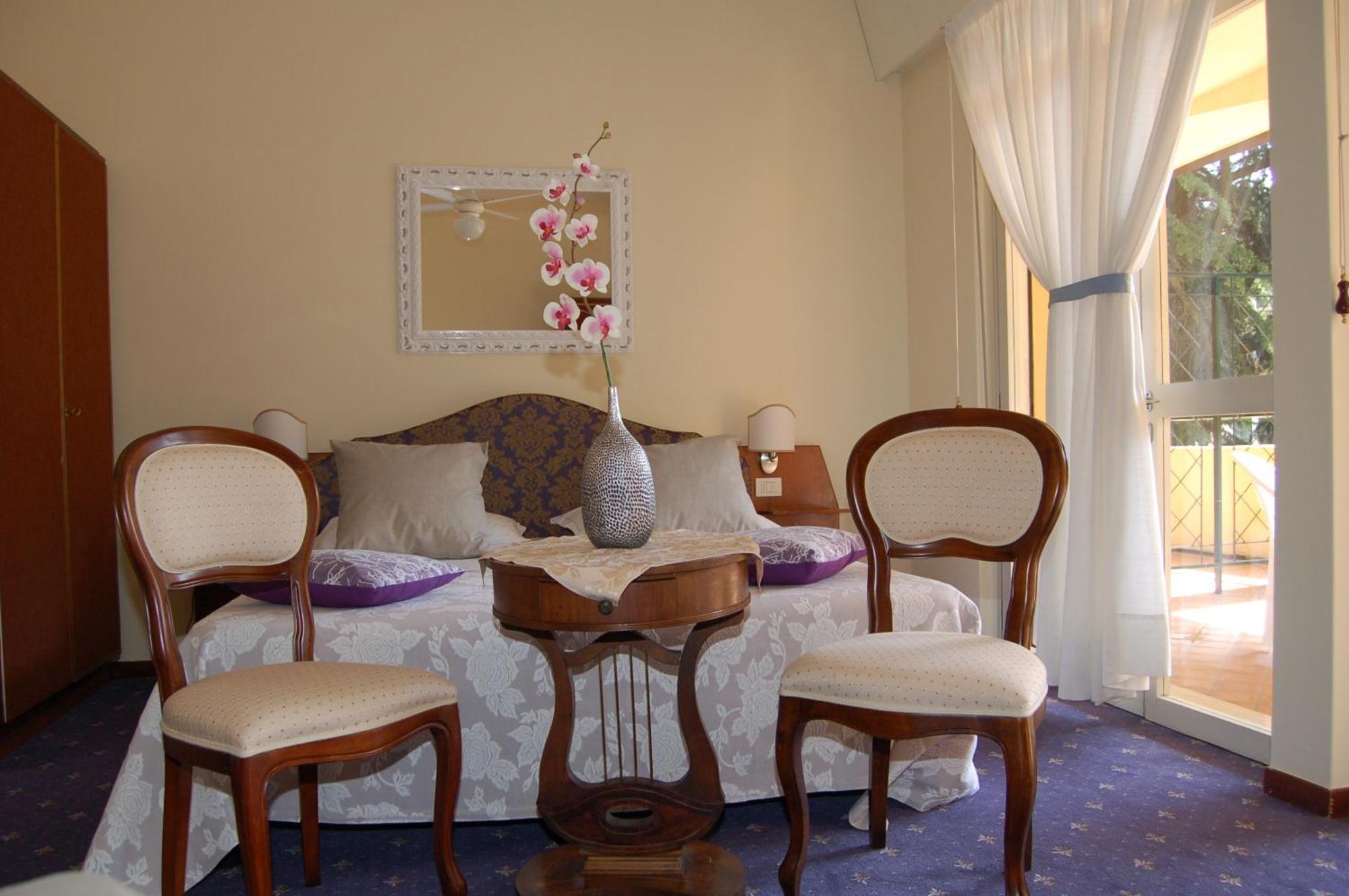 Hotel Broglia 4*